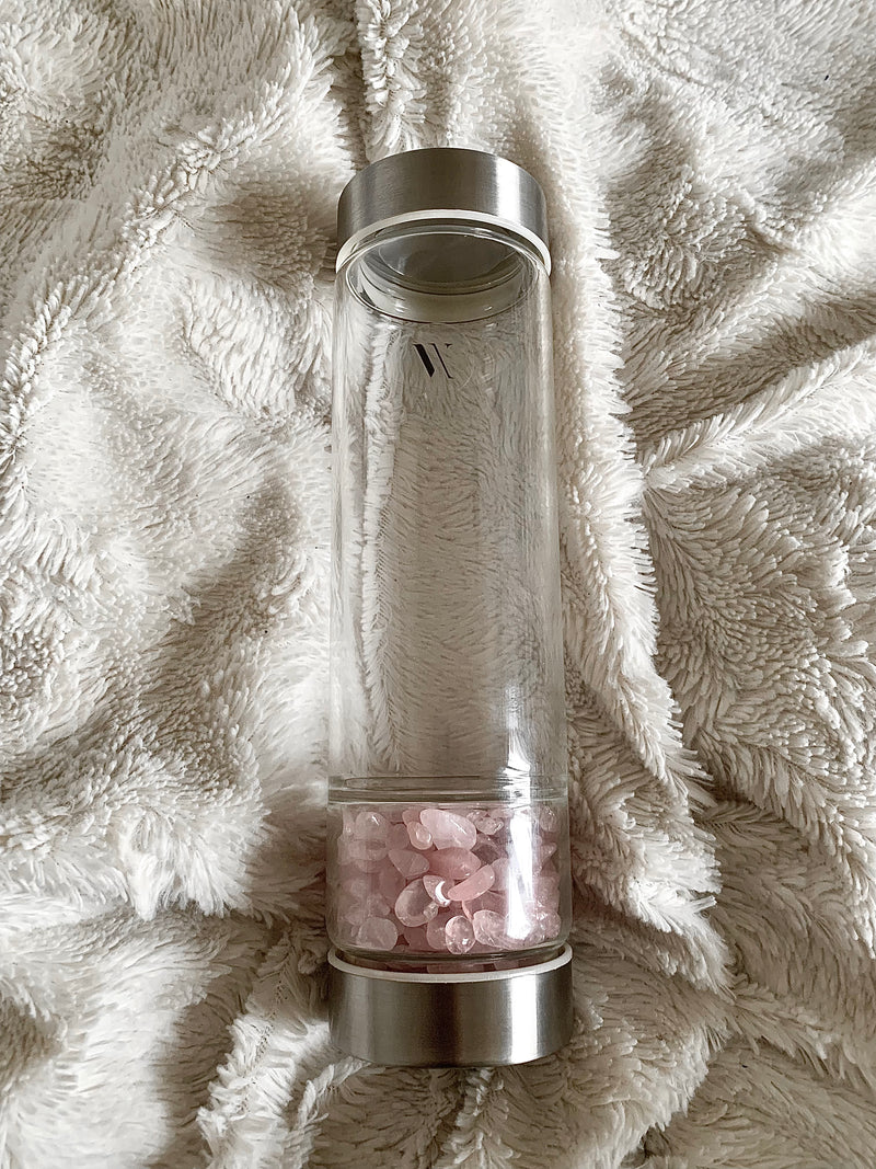 La gadget insolite de Candice: l'Eau aux cristaux, la bouteille élixir 